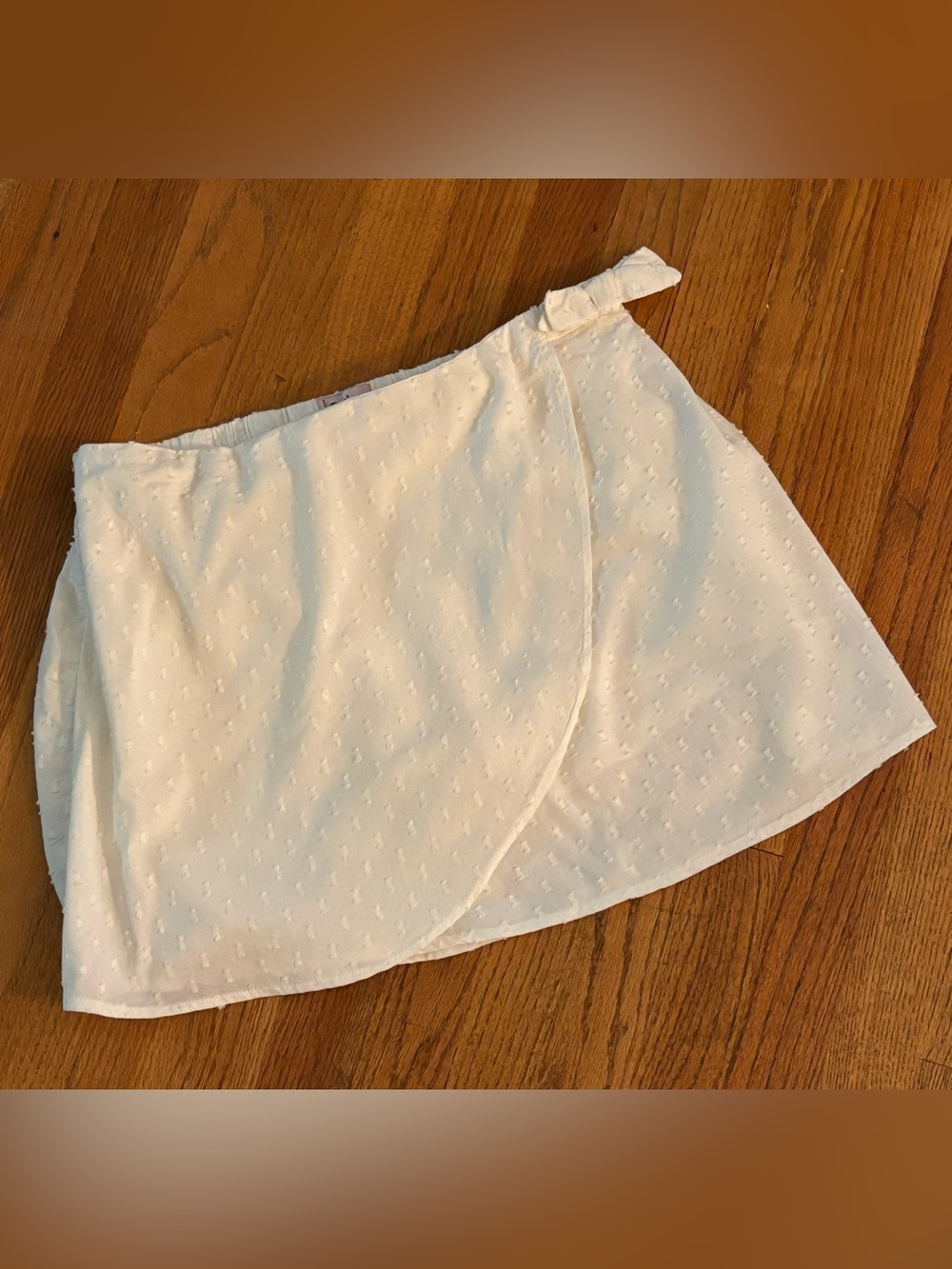 SO White Eyelet Wrap Mini Skort, size 18 Plus